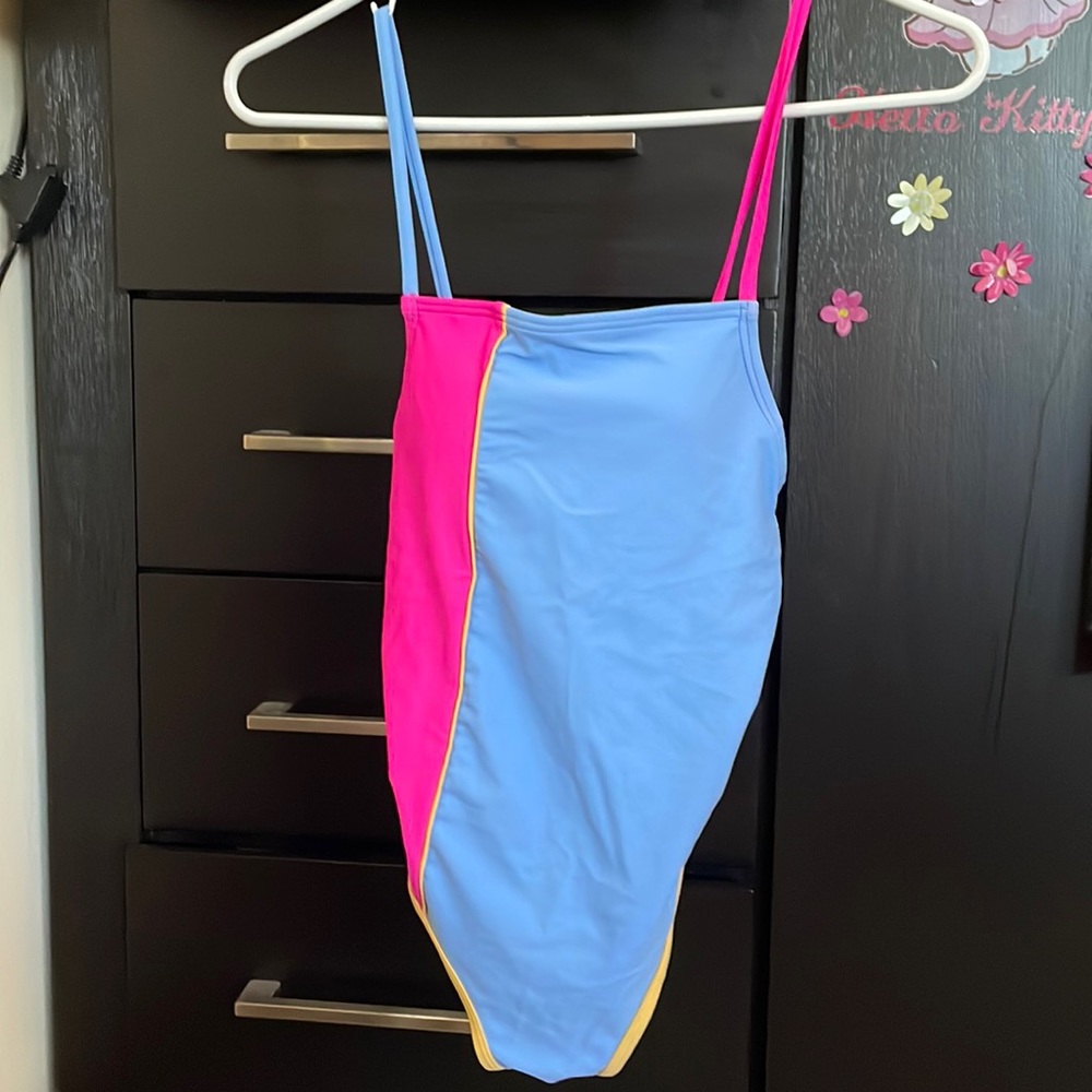 One piece swimsuit